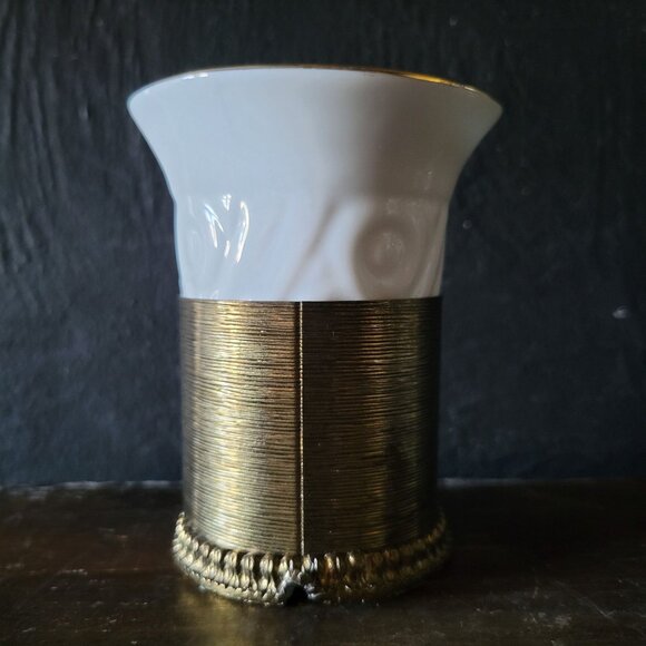 Vtg Stylebuilt Glass With Omolu Gold Tone Bow Base, Hollywood Regency - Picture 5 of 9